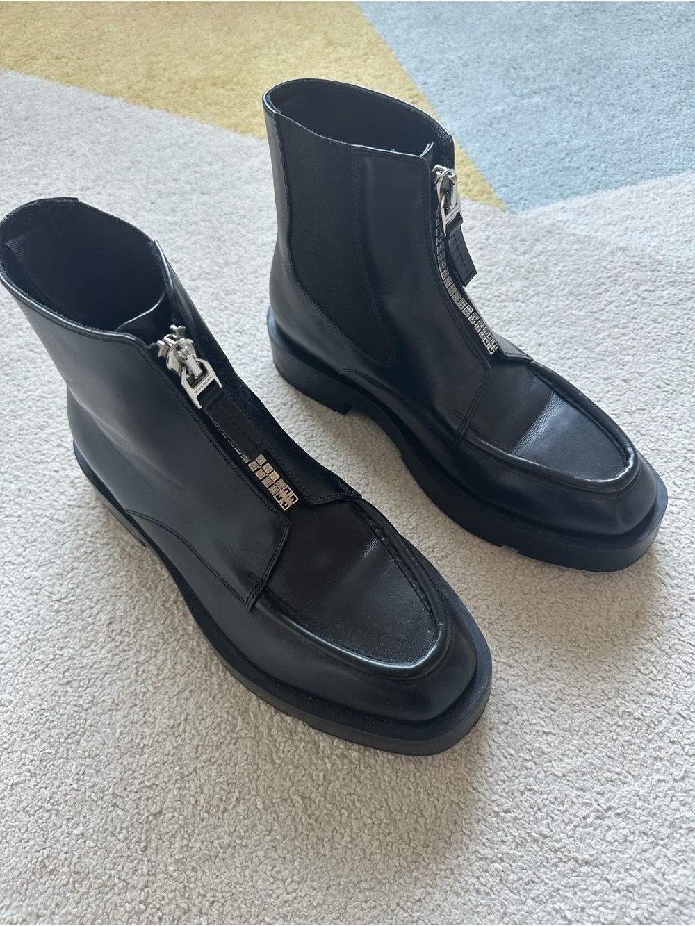 Givenchy Padlock Black Calf Leather Front-Zip Ankle Boots size 40